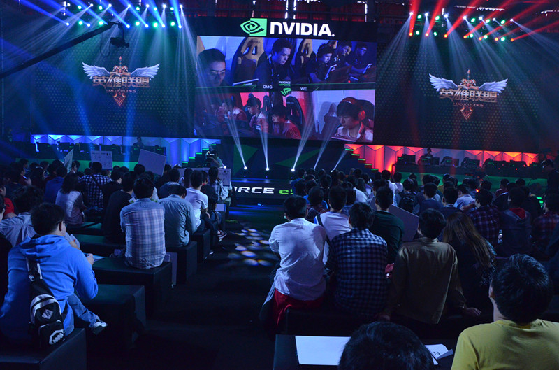 完美团战一波翻！Corn永恩+Letme凯南致命COMBO BGM扳平比分